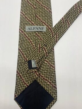 Alfani Men’s Olive & Burgundy Houndstooth Pattern Tie Macy’s #0017
